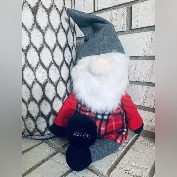 Scentsy Other - Gnordy the Christmas Gnome Scentsy Buddy w/ Vanilla Bean Buttercream Scentsy Pak